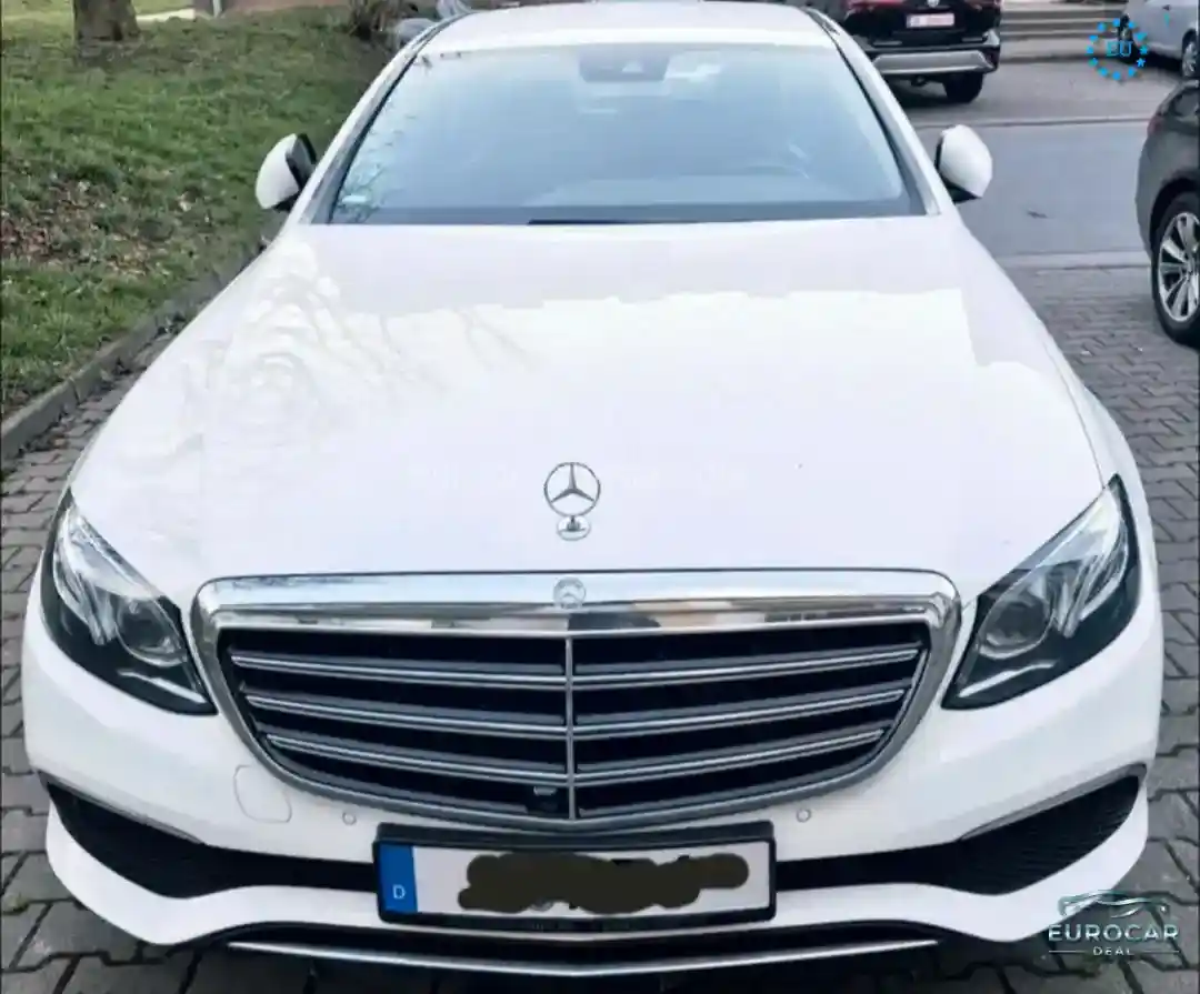 Mercedes-Benz E 220