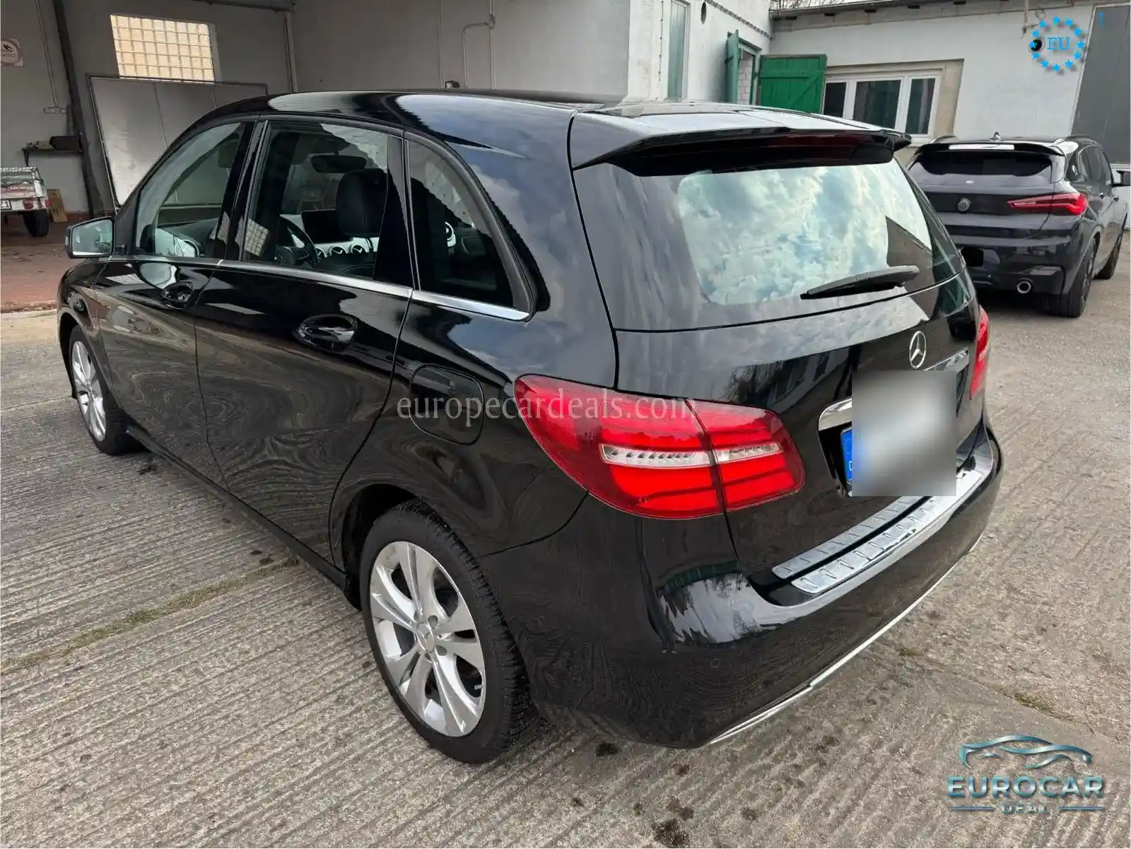 Mercedes-Benz B 200