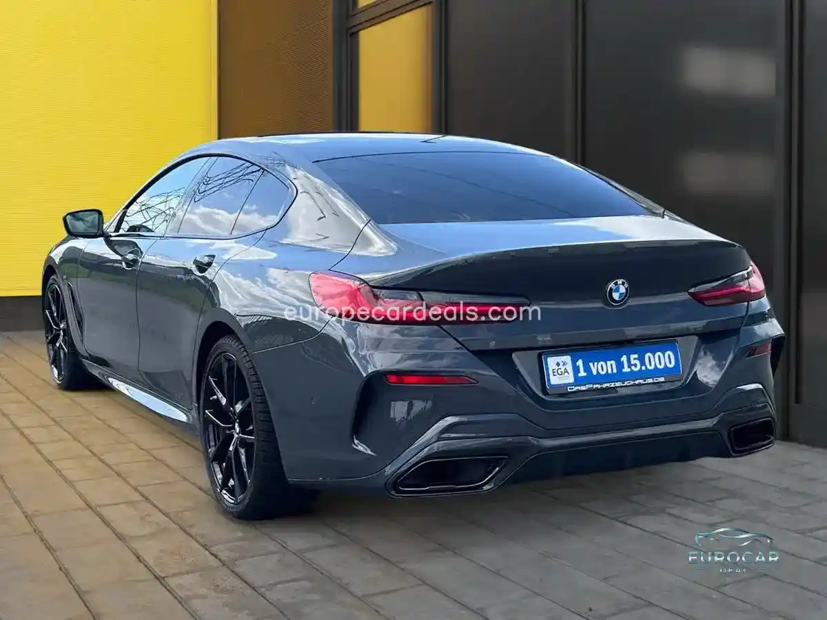 BMW 840