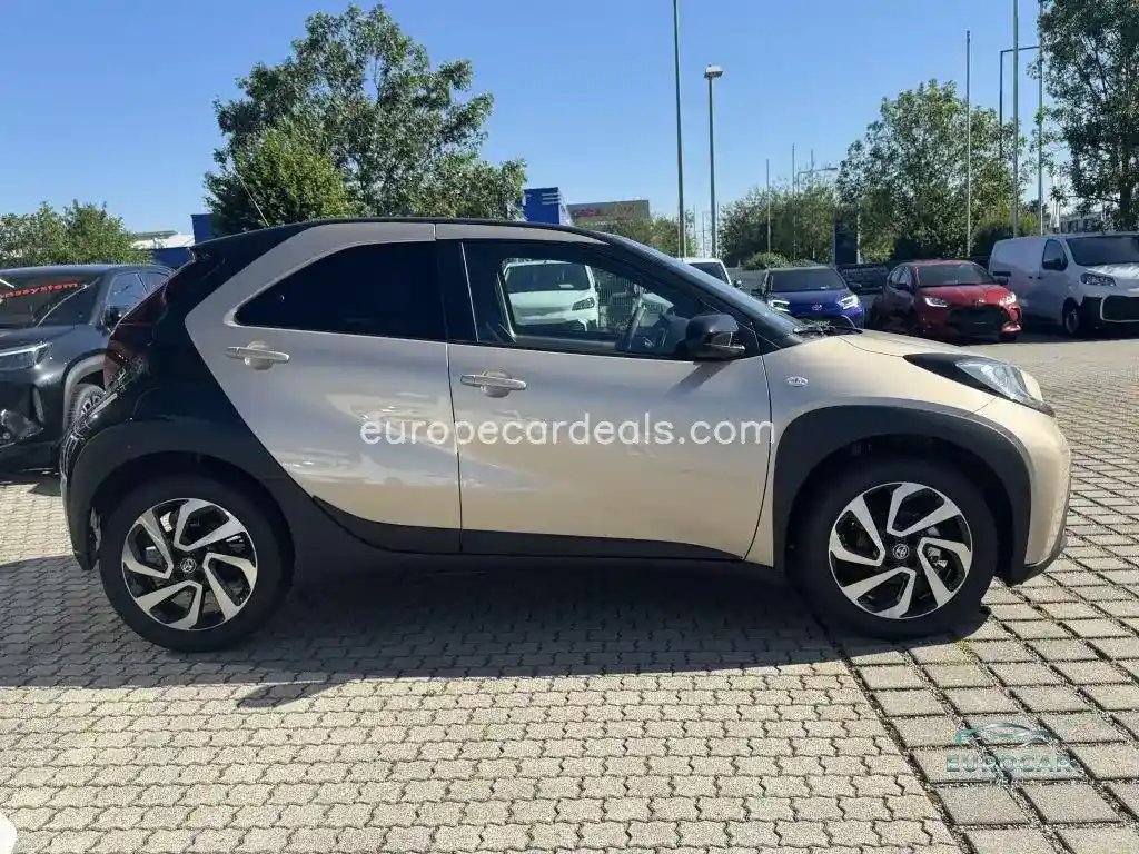 Toyota Aygo (X)