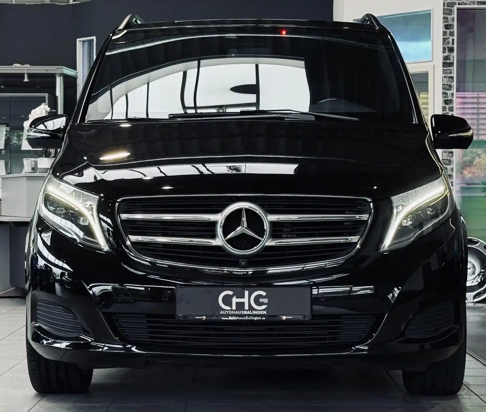 Mercedes-Benz V 250