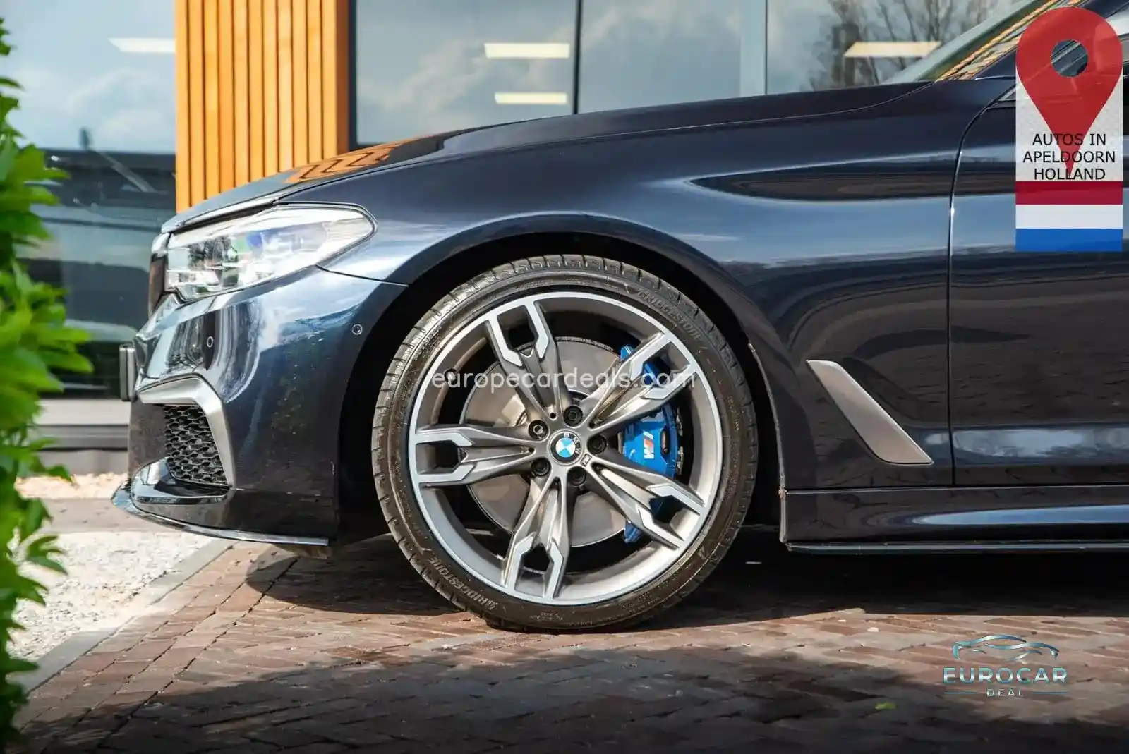 BMW M550