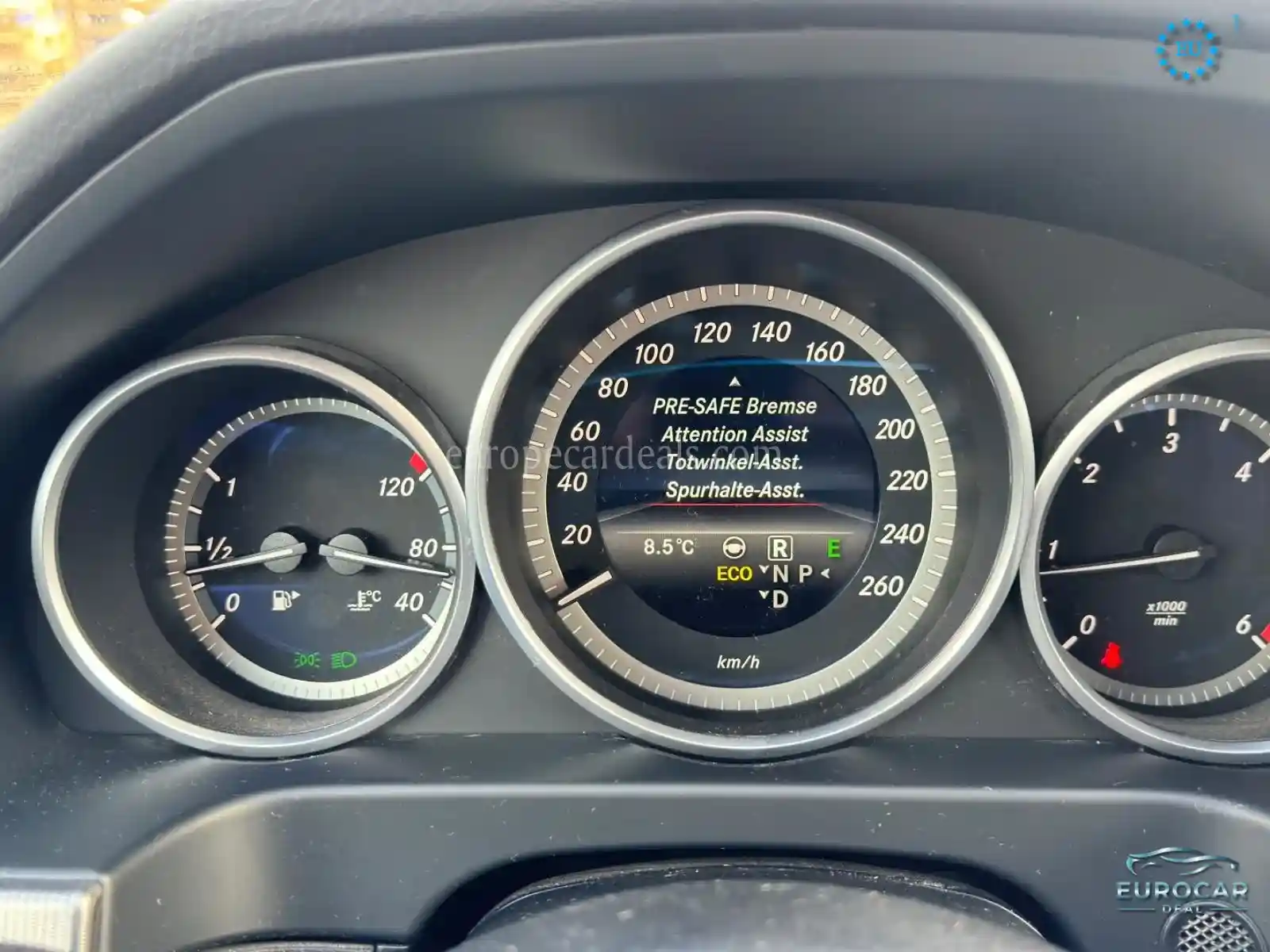Mercedes-Benz E 220