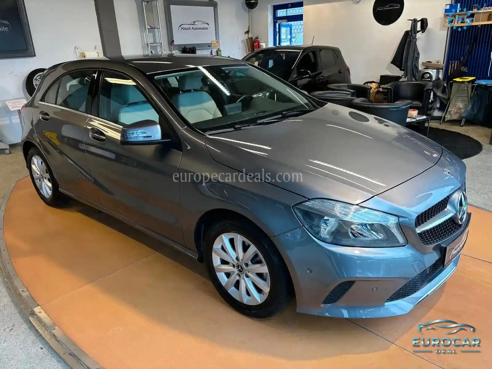 Mercedes-Benz A 180
