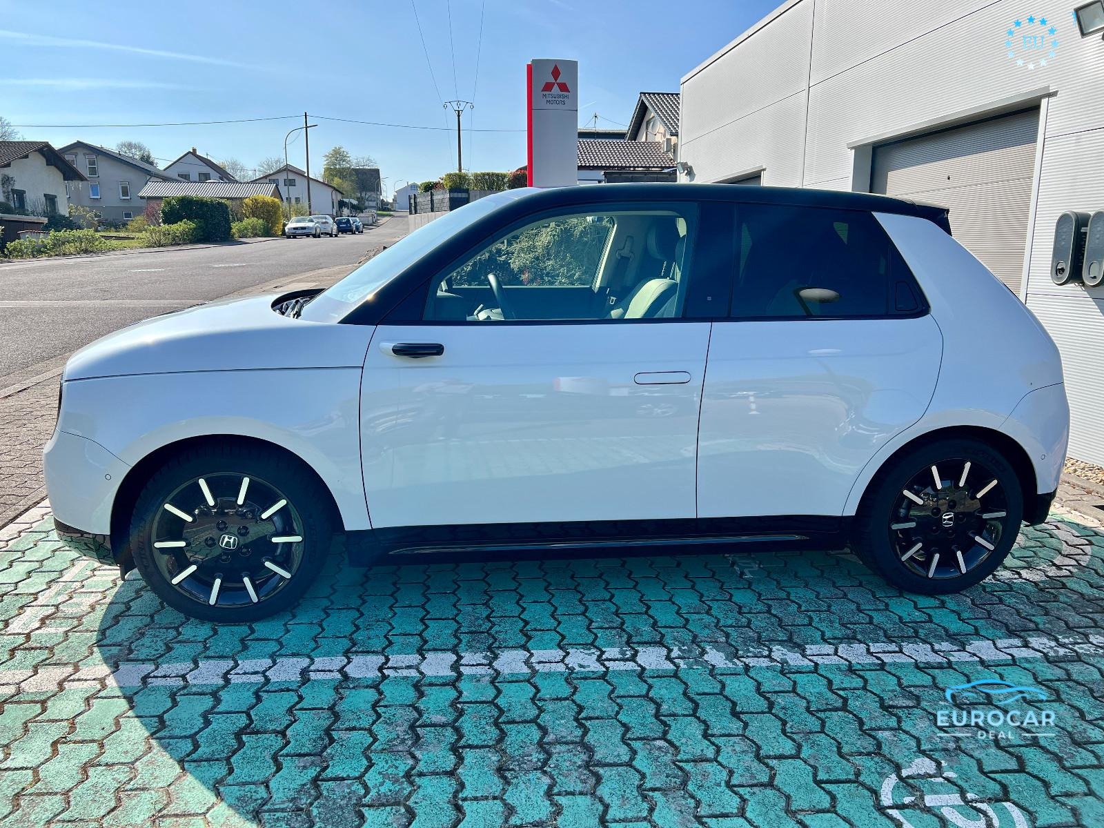 Honda e