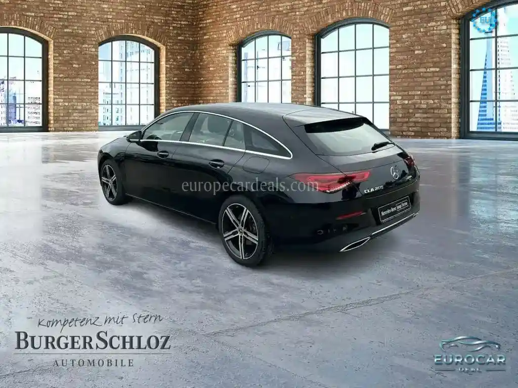 Mercedes-Benz CLA 200 Shooting Brake