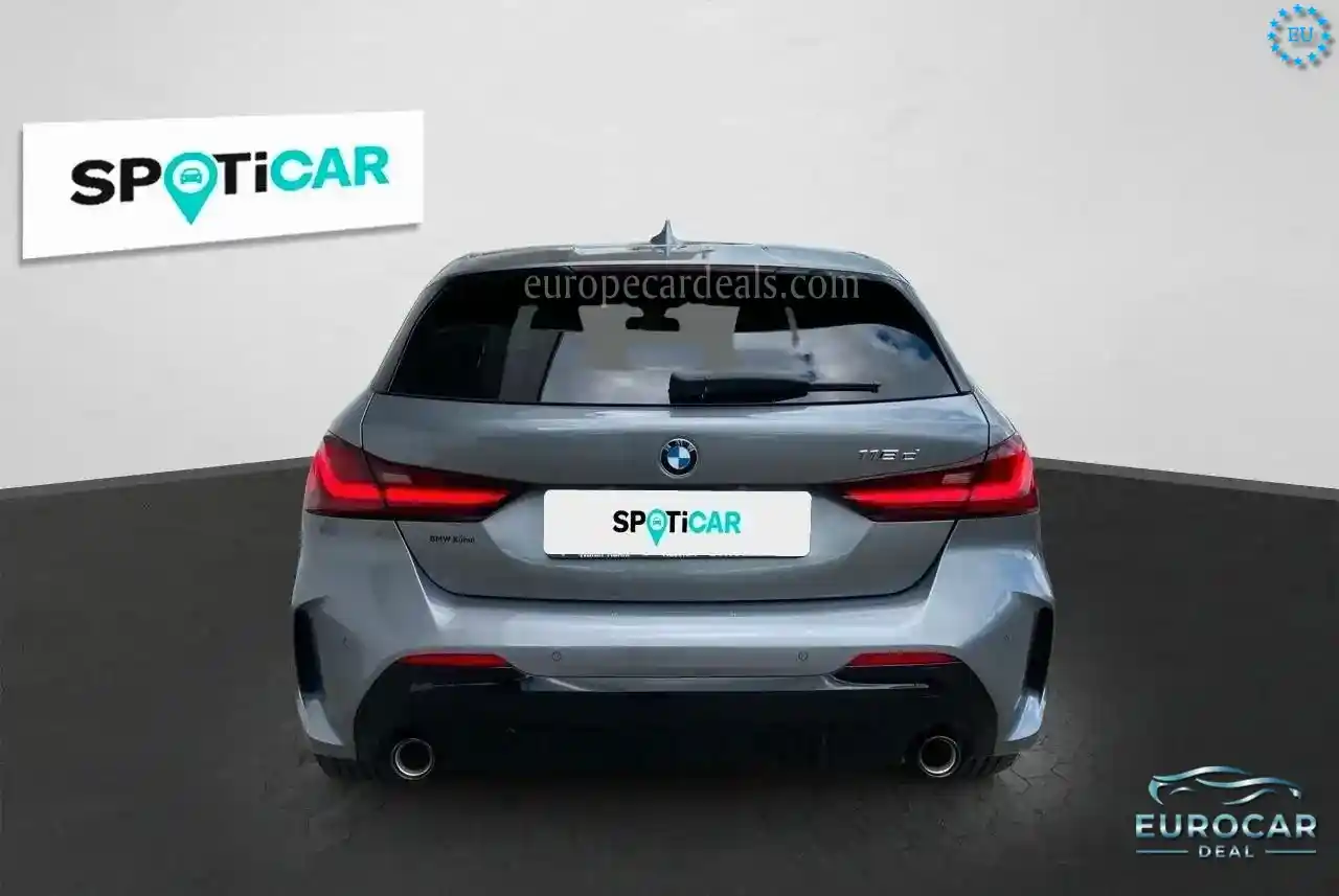 BMW 118