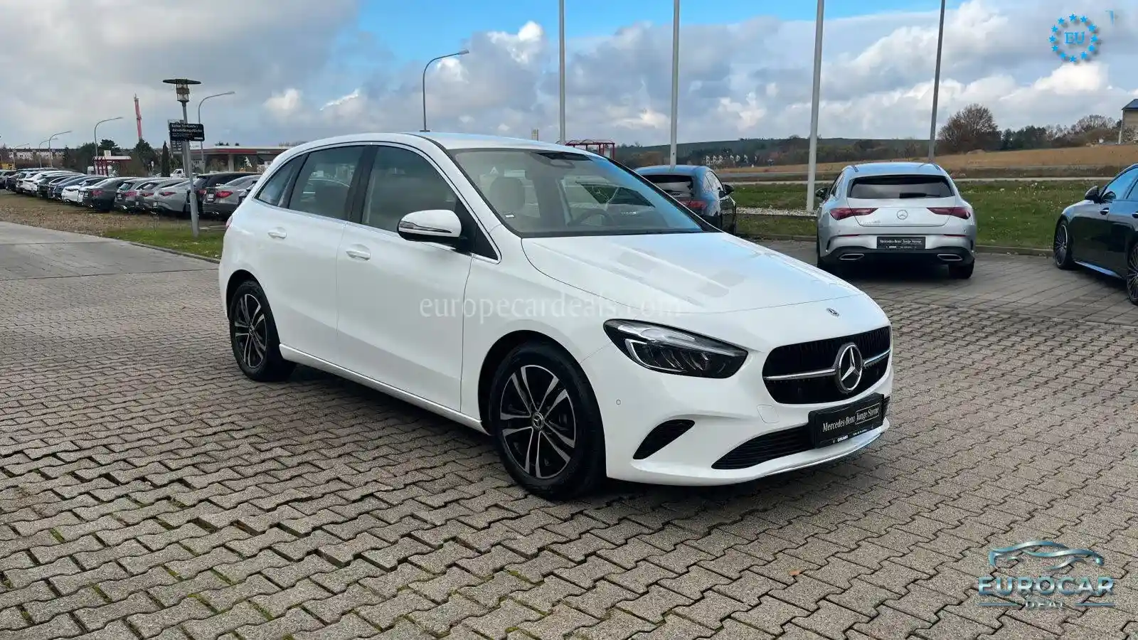 Mercedes-Benz B 180