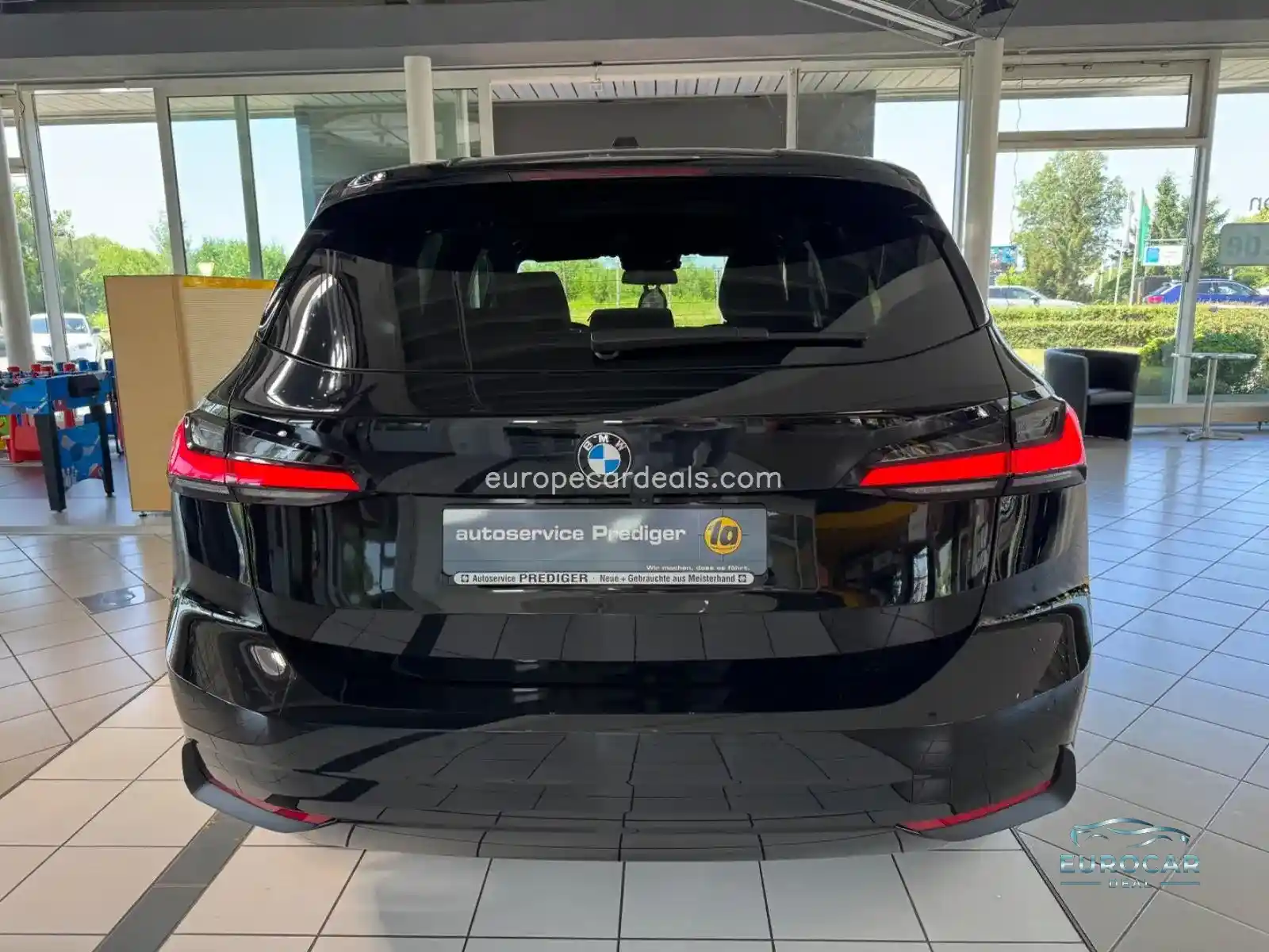 BMW 218
