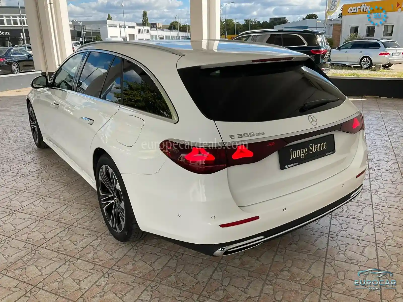 Mercedes-Benz E 300