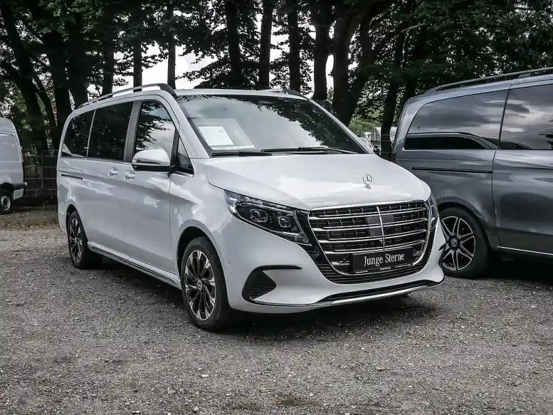 Mercedes-Benz V 250