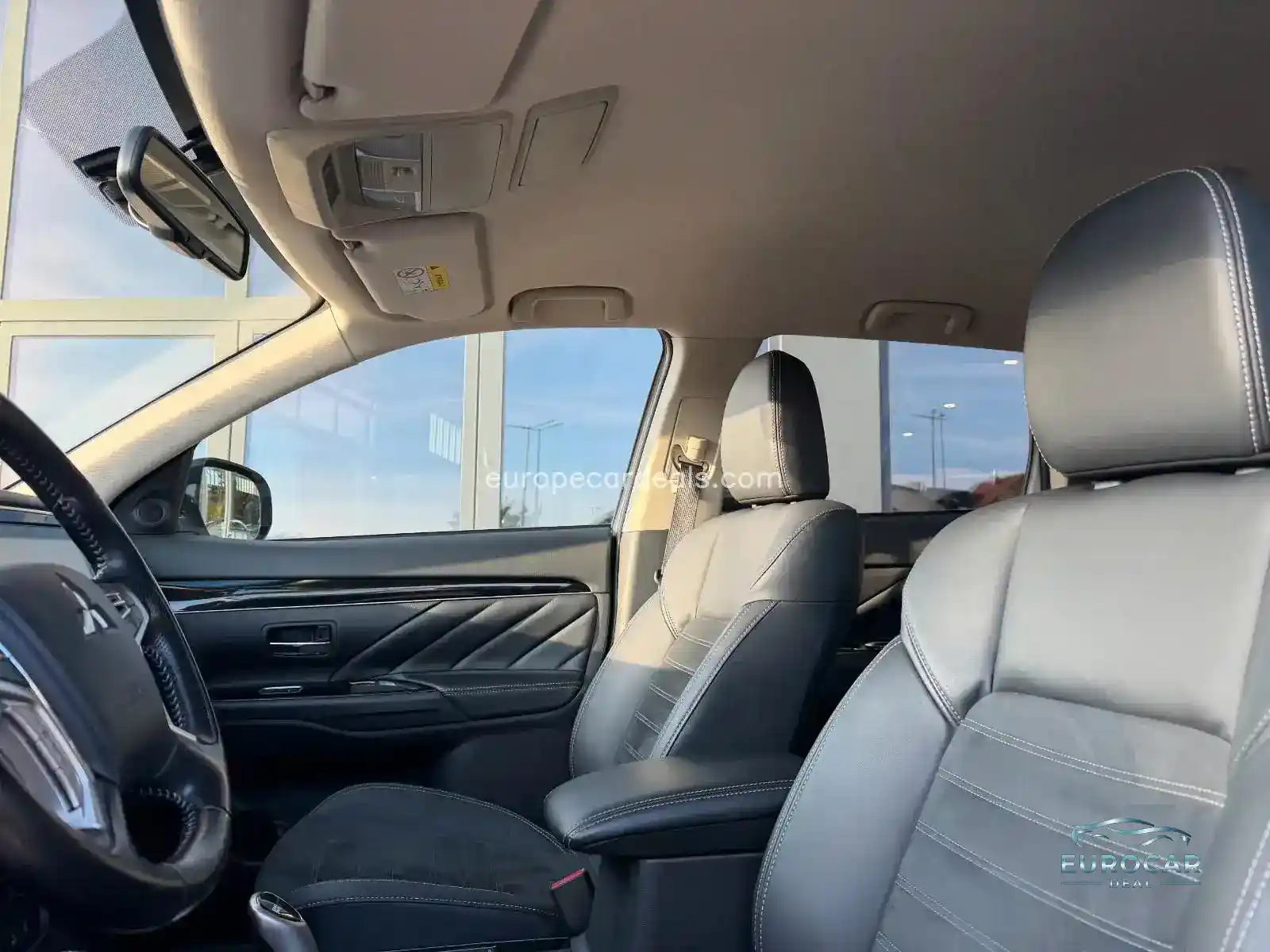 Mitsubishi Plug-in Hybrid Outlander