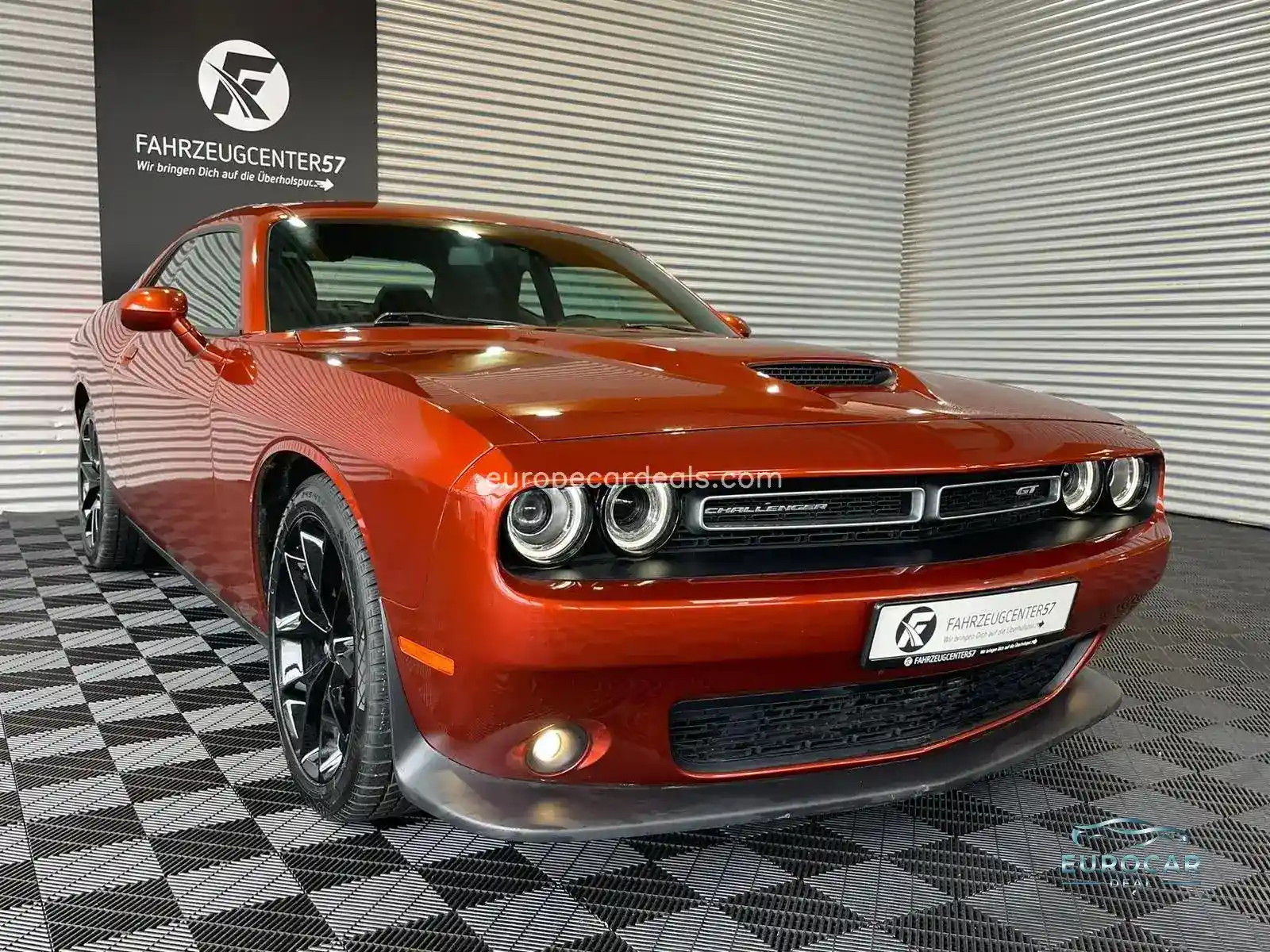 Dodge Challenger