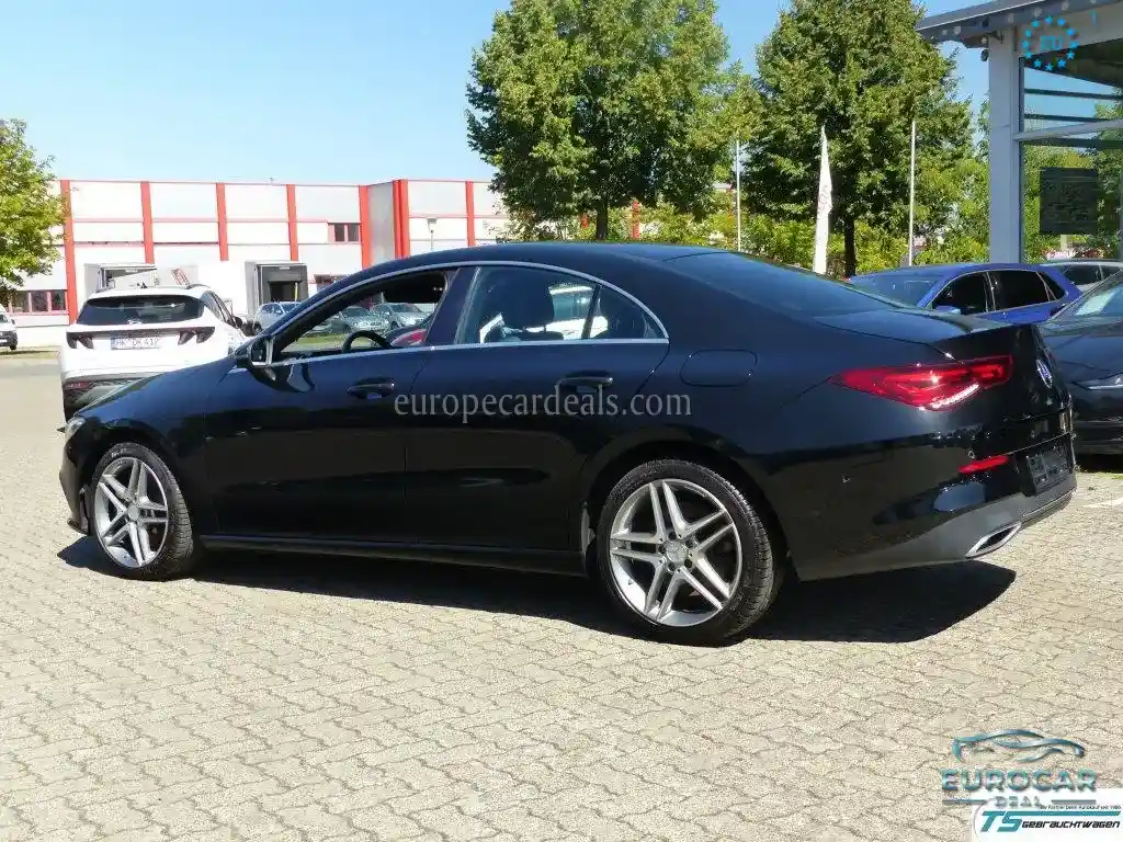 Mercedes-Benz CLA 220
