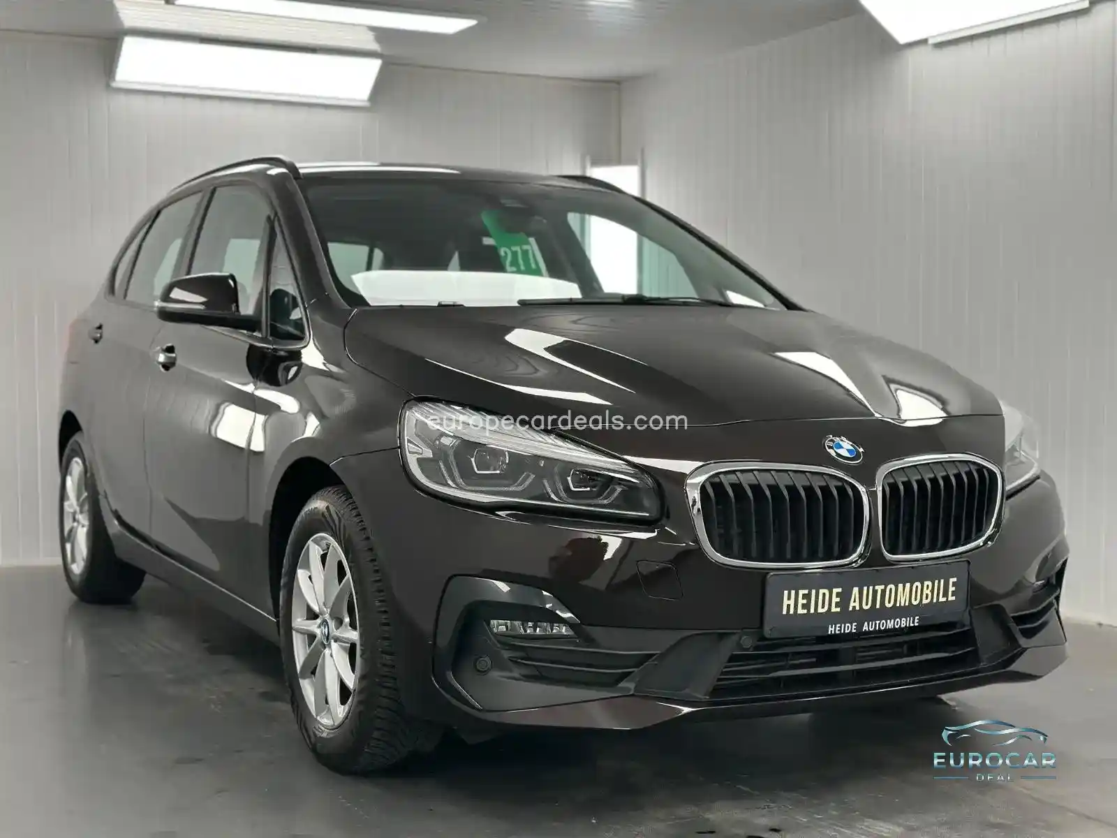 BMW 216