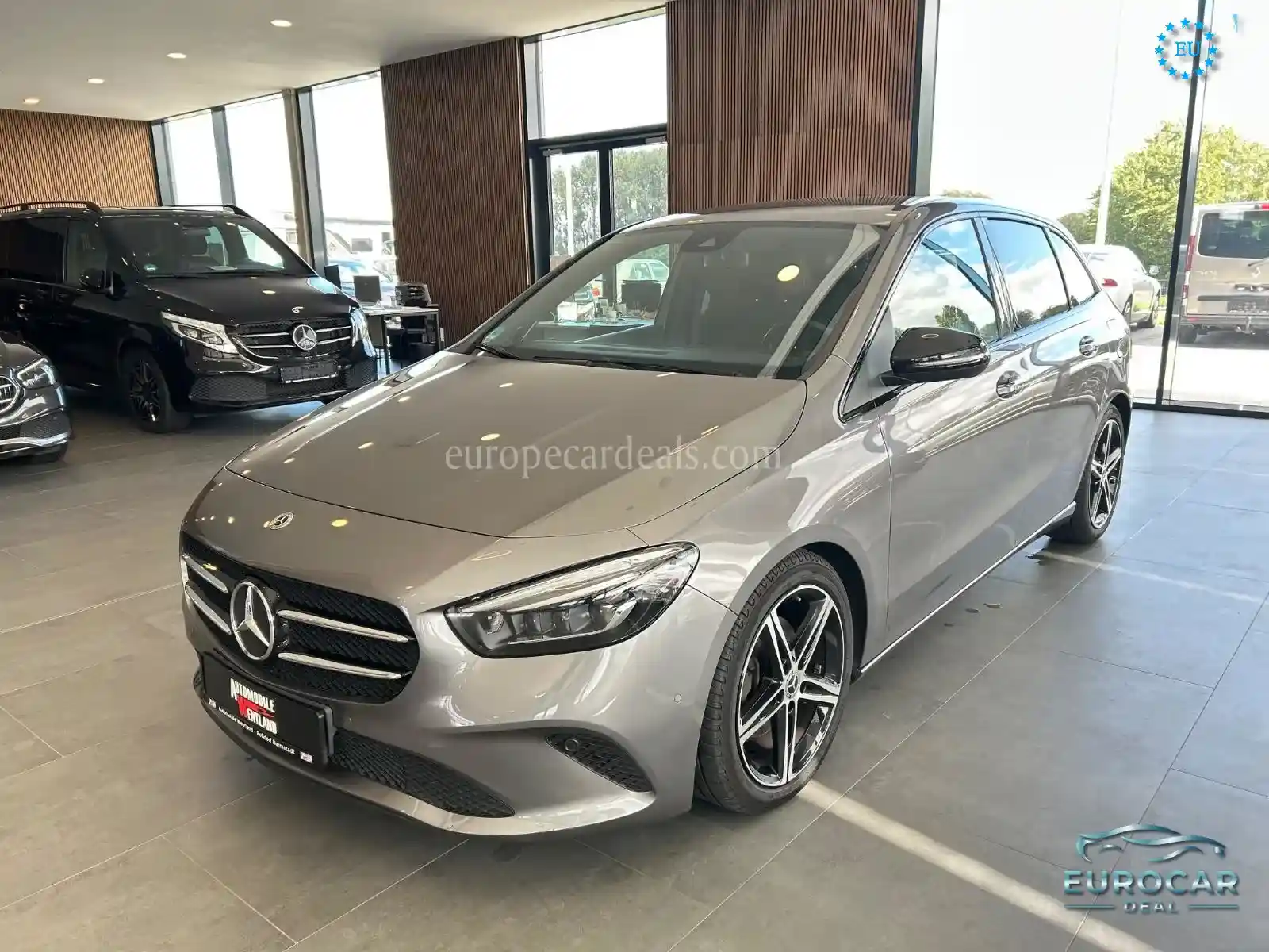 Mercedes-Benz B 200