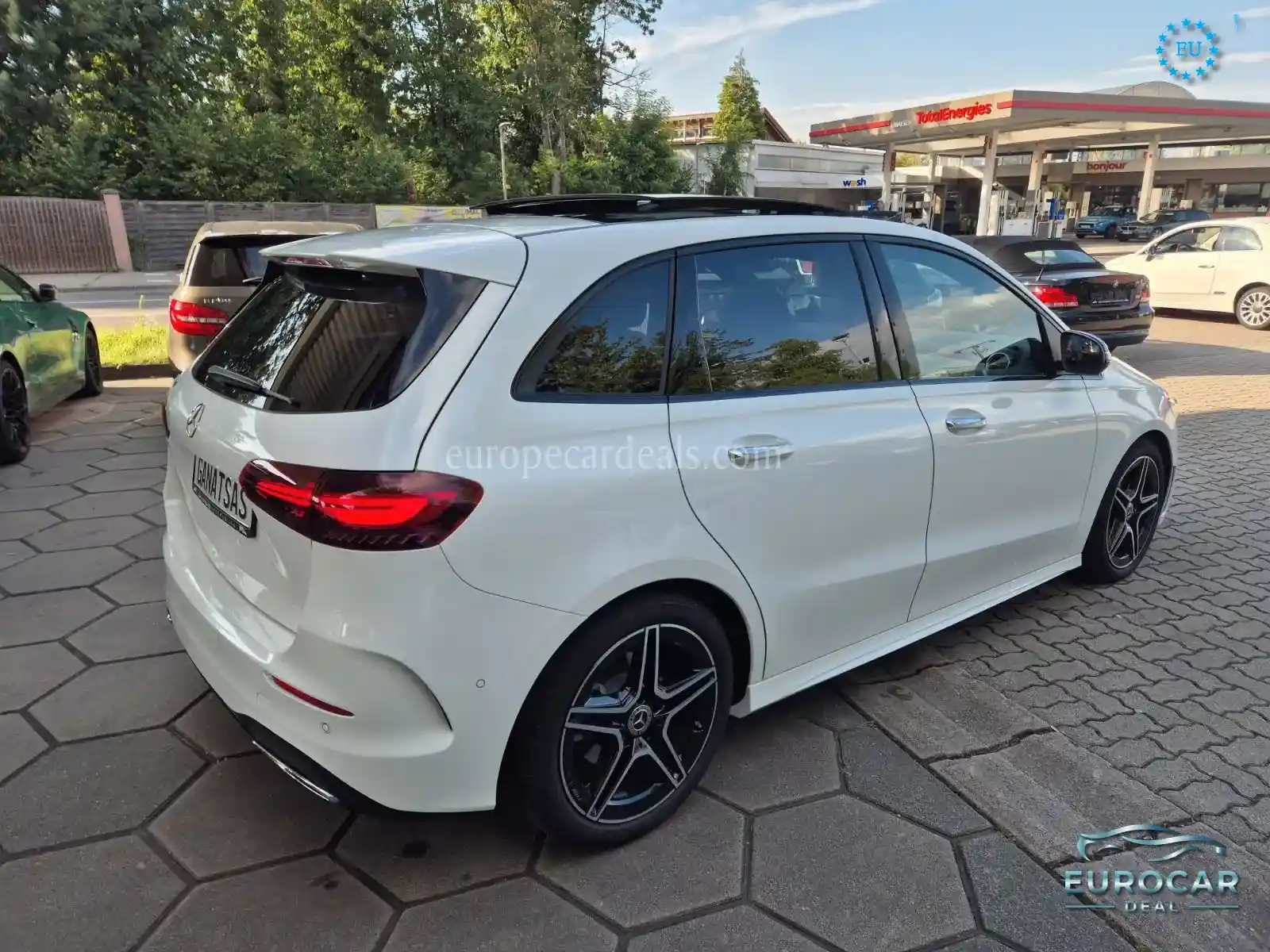 Mercedes-Benz B 200