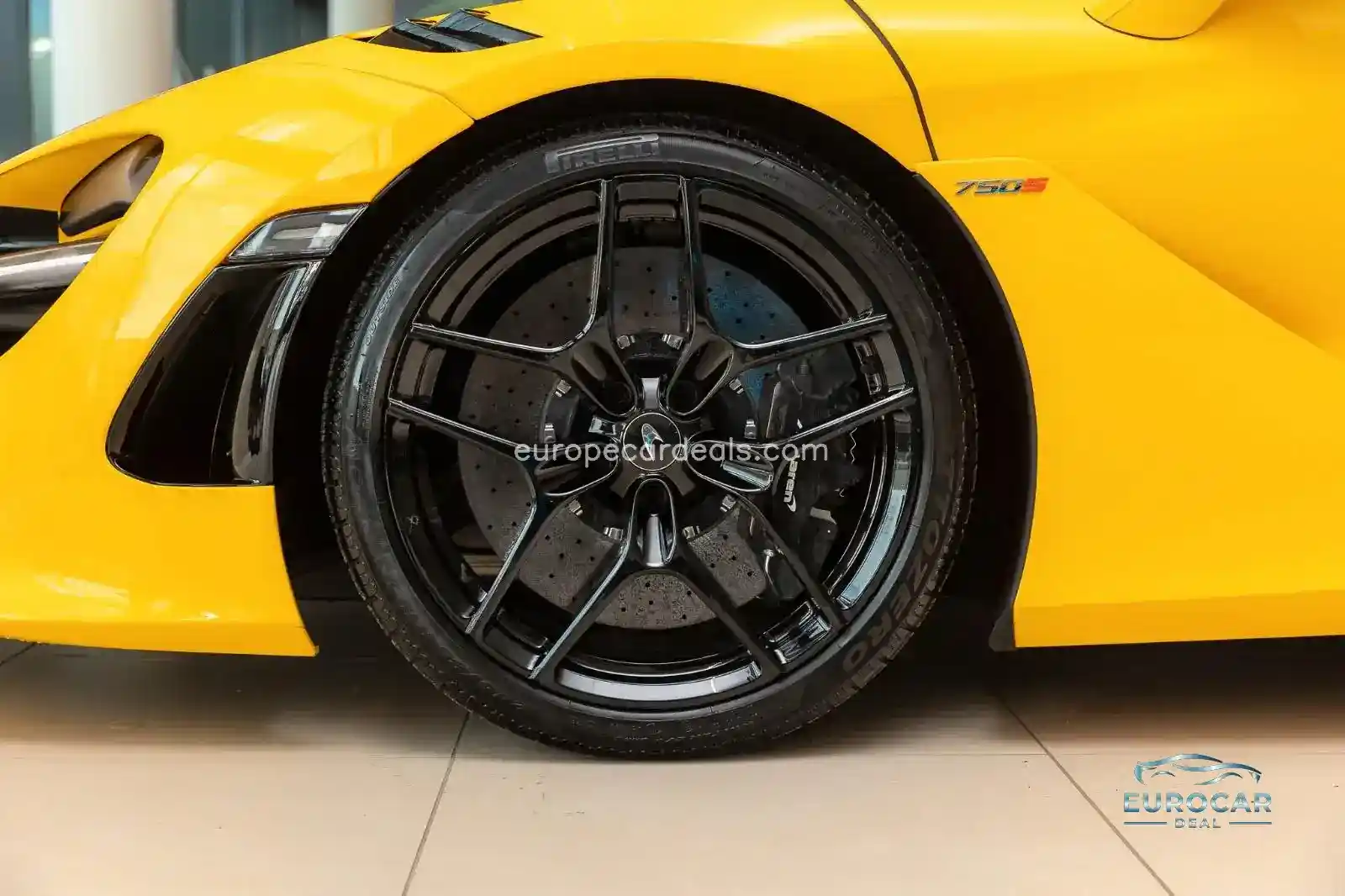 McLaren 750S