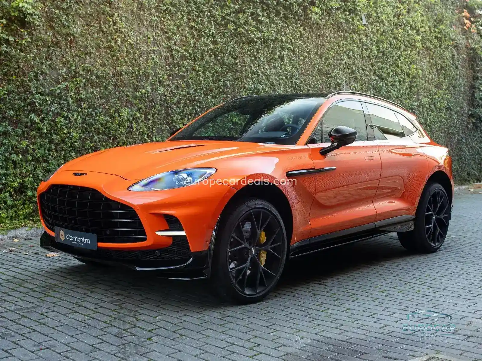 Aston Martin DBX