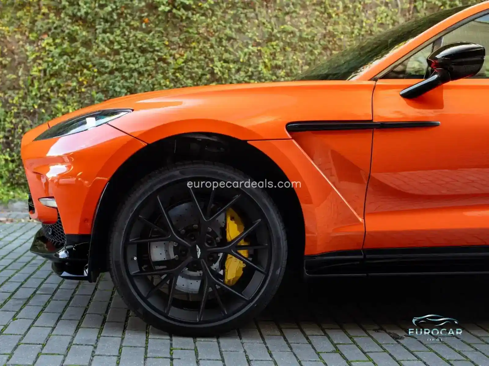 Aston Martin DBX