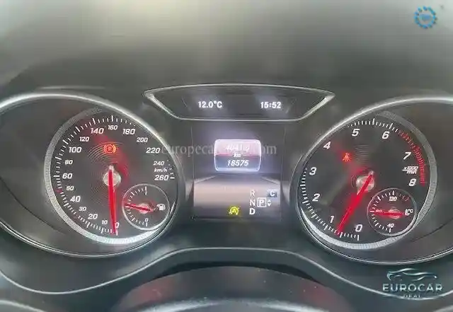 Mercedes-Benz CLA 200 Shooting Brake