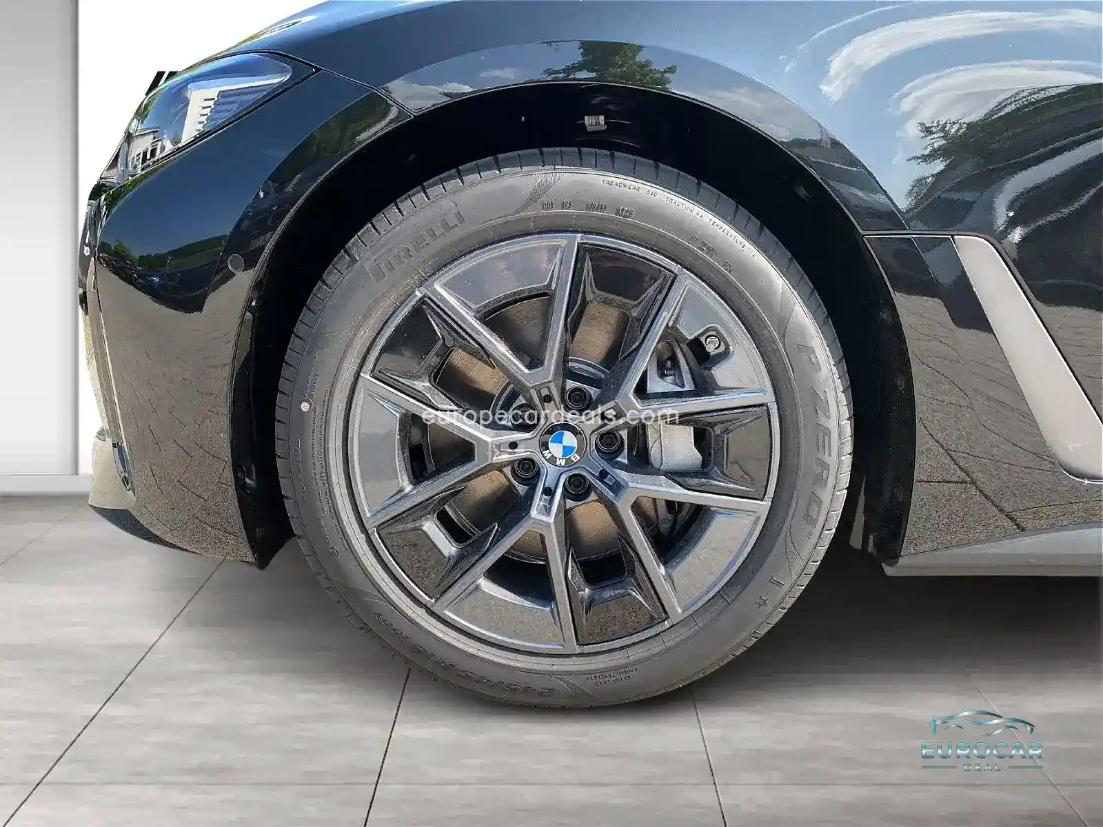BMW i4