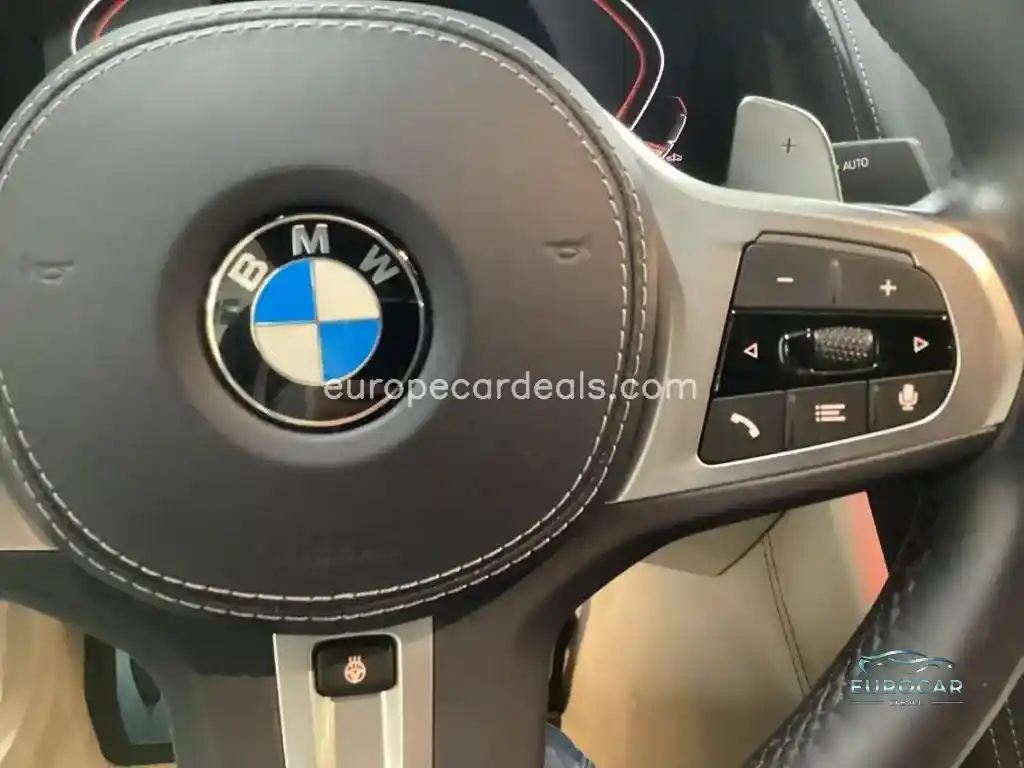 BMW 840