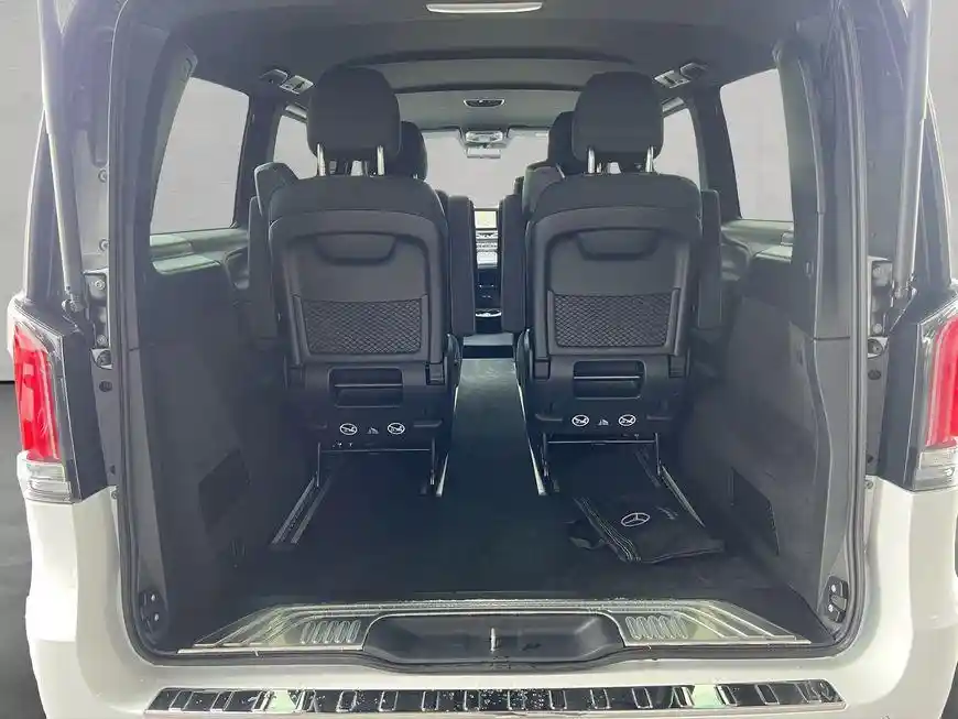 Mercedes-Benz V 250