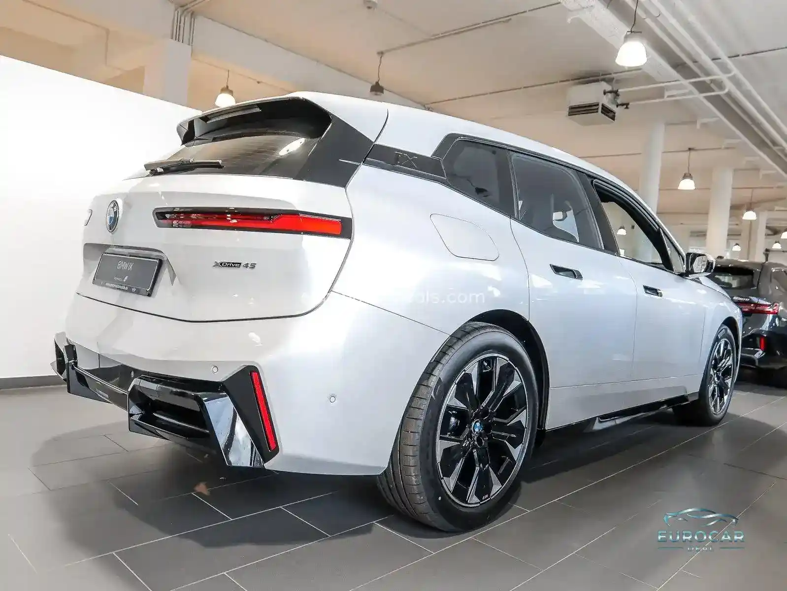 BMW iX