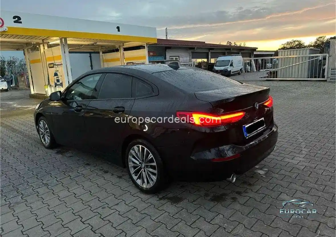 BMW 220