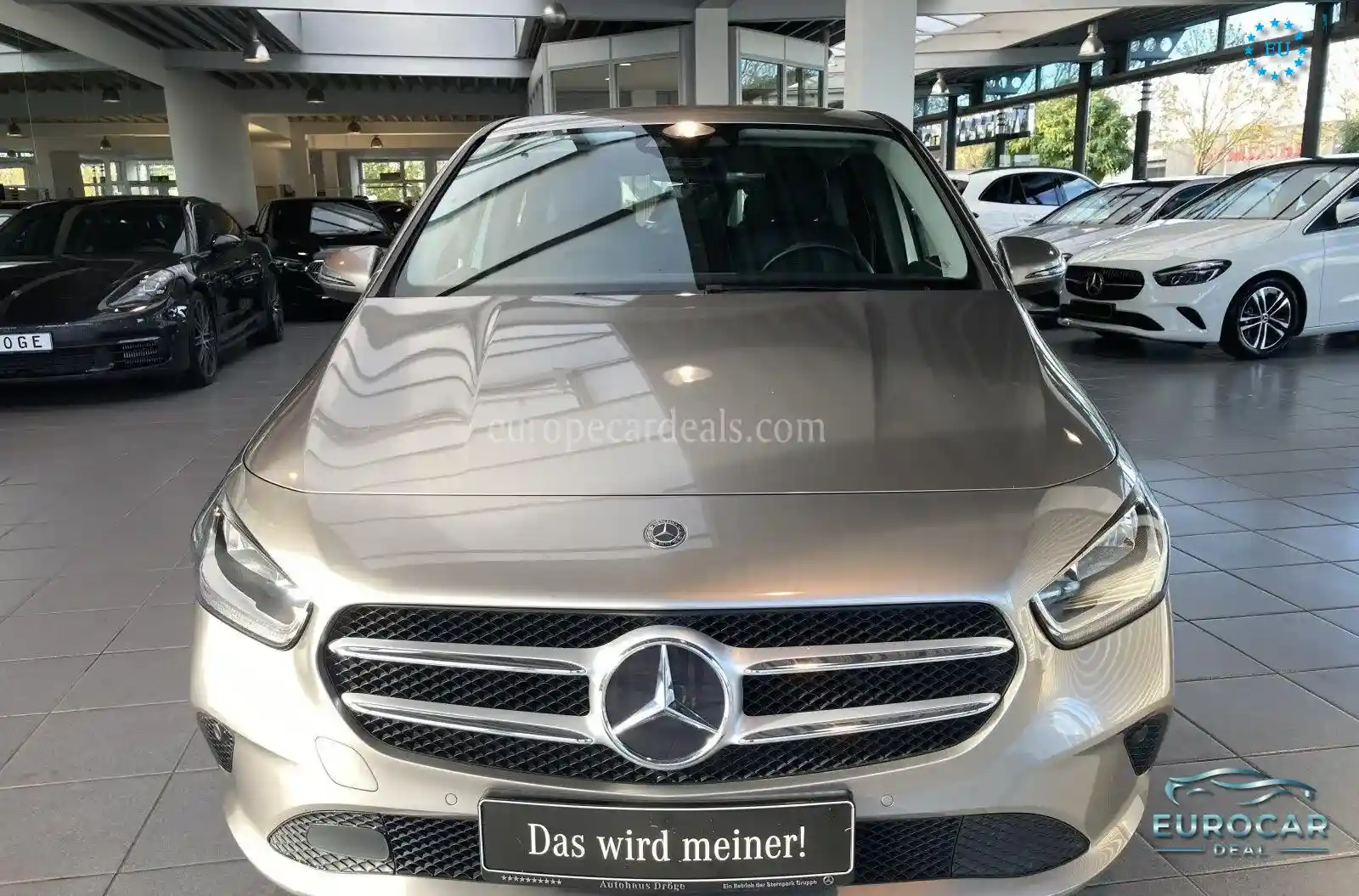 Mercedes-Benz B 180