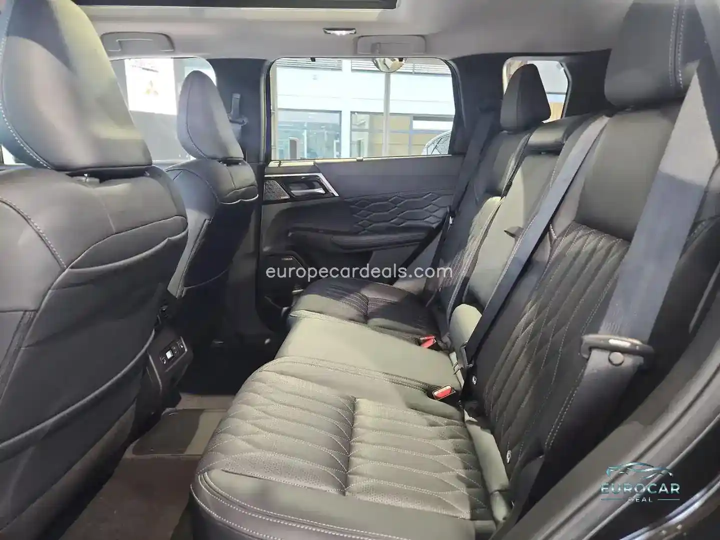 Mitsubishi Plug-in Hybrid Outlander