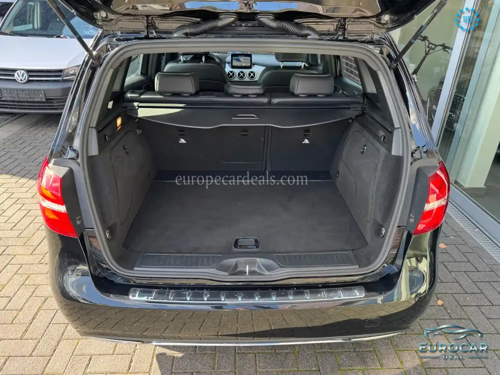 Mercedes-Benz B 220