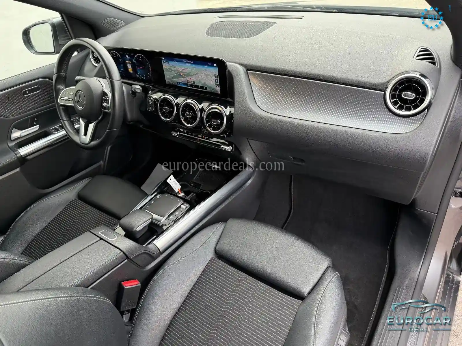 Mercedes-Benz B 220