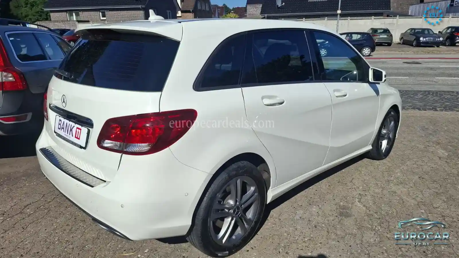 Mercedes-Benz B 220
