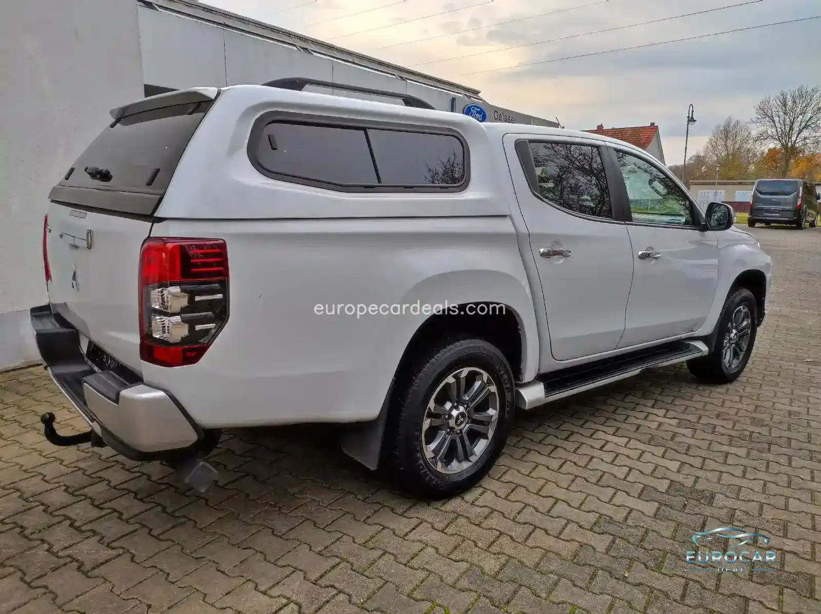 Mitsubishi L200