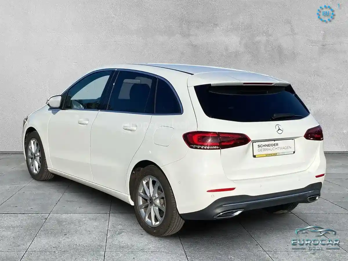 Mercedes-Benz B 200