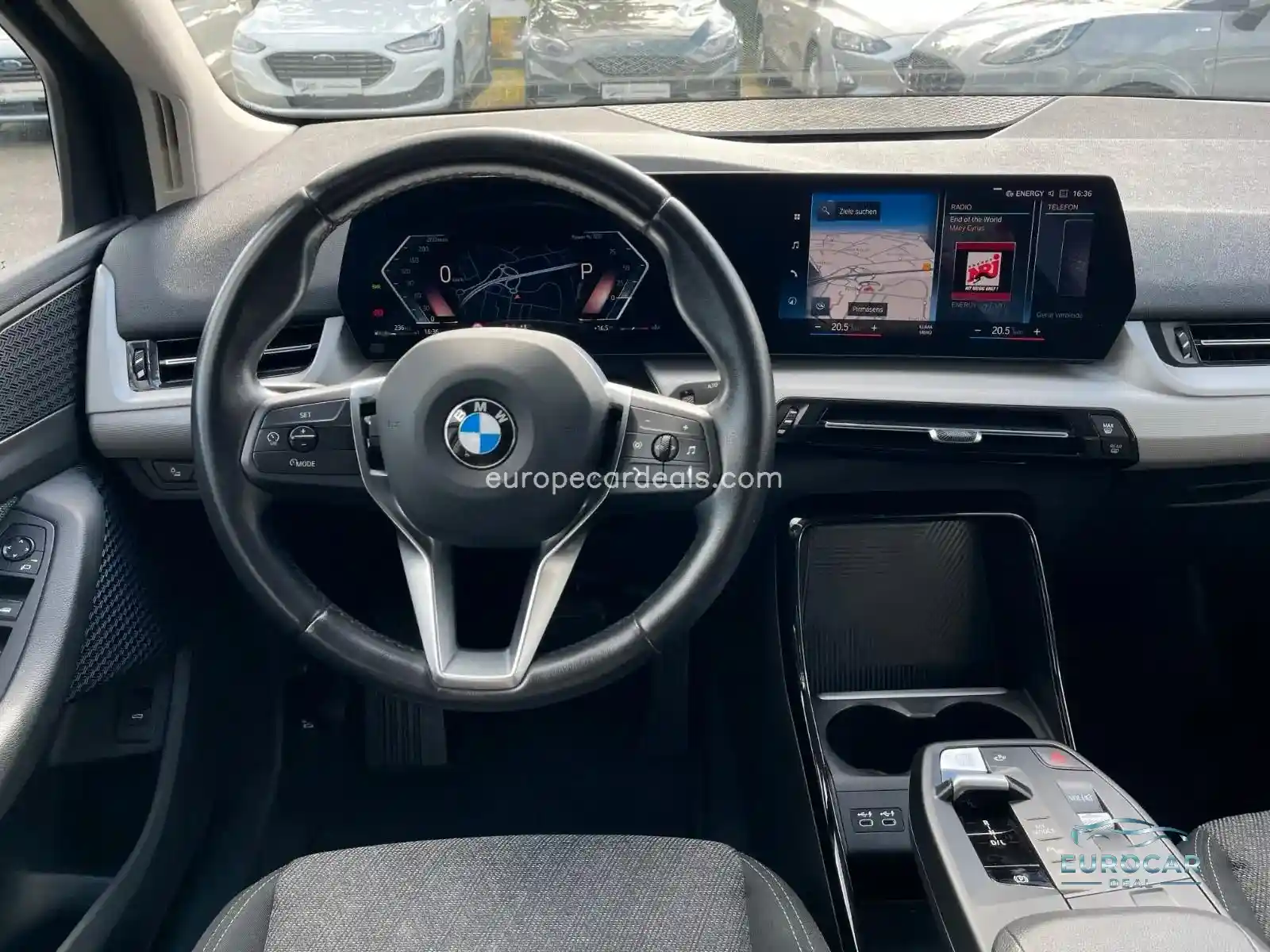 BMW 218