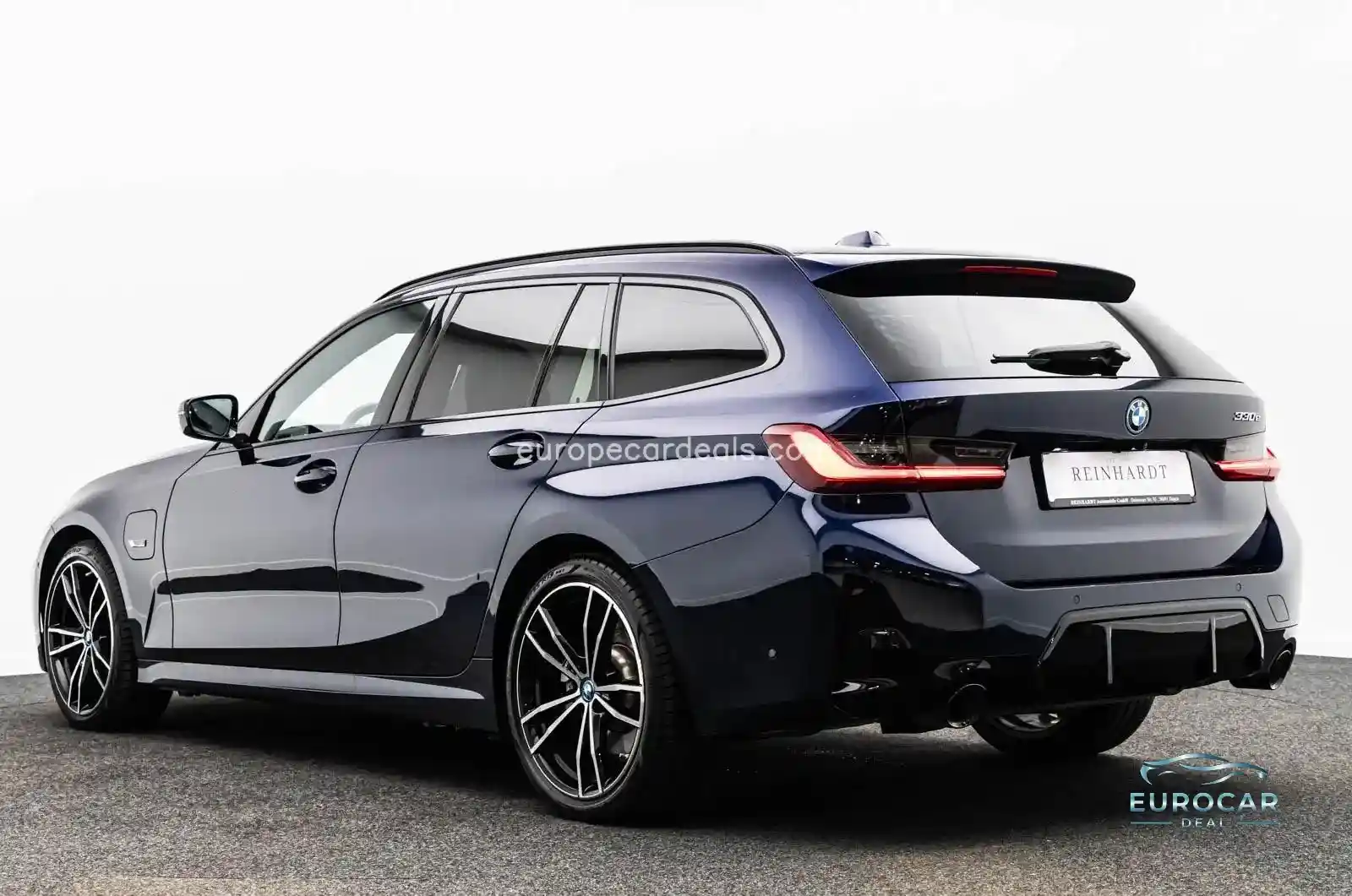 BMW 330