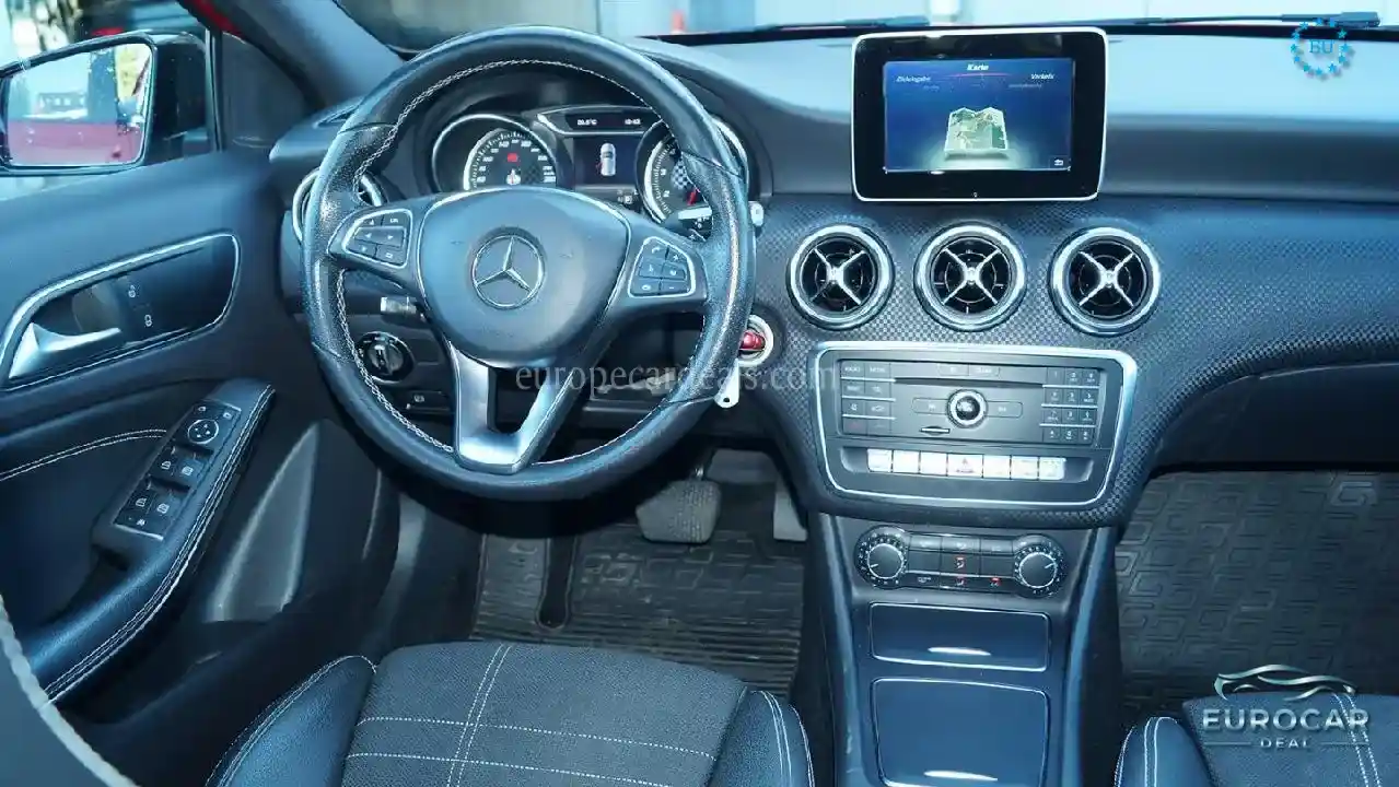 Mercedes-Benz A 220