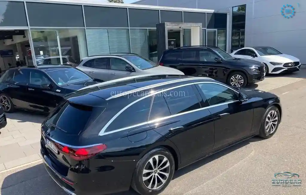 Mercedes-Benz E 200
