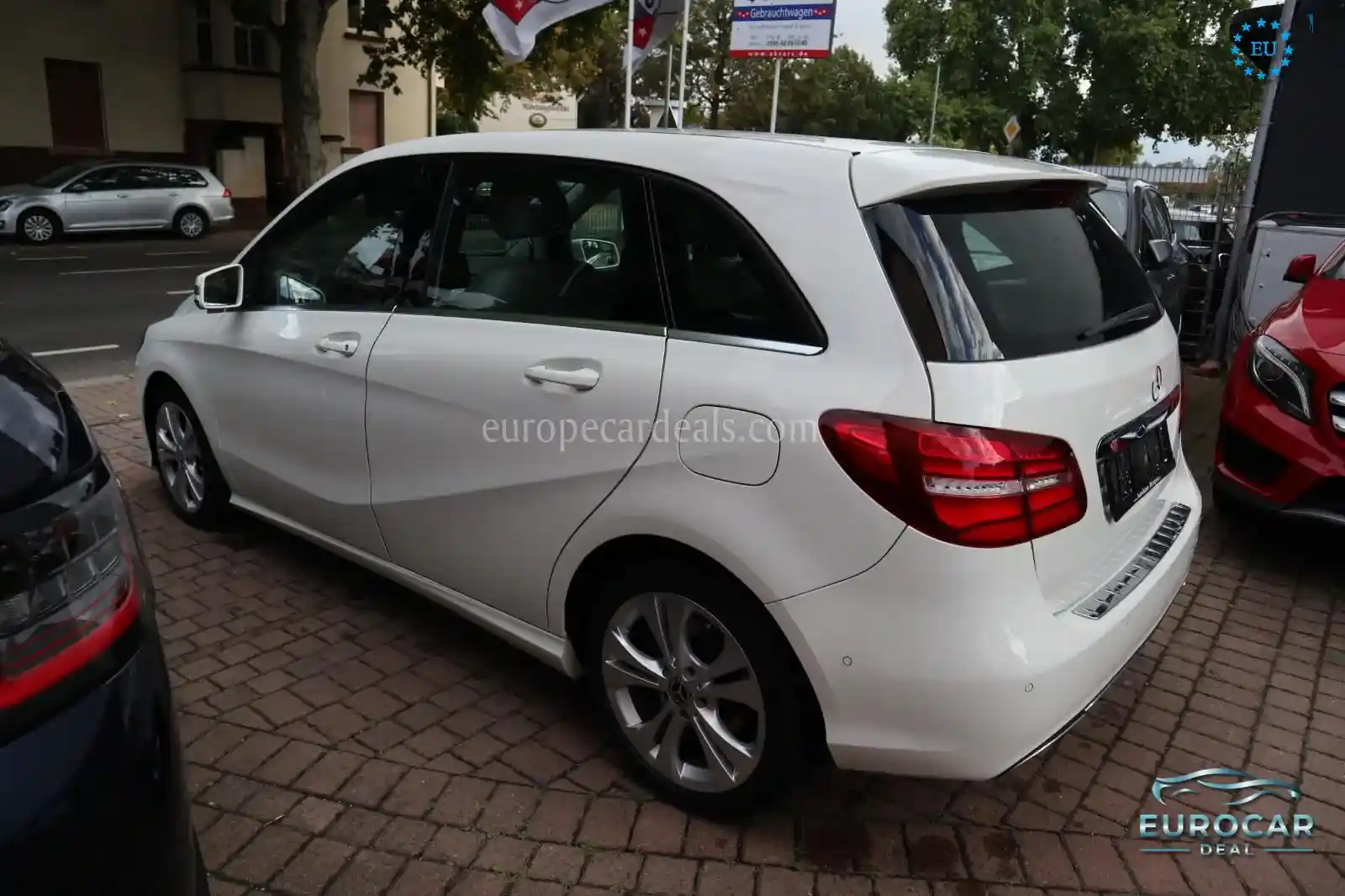 Mercedes-Benz B 220