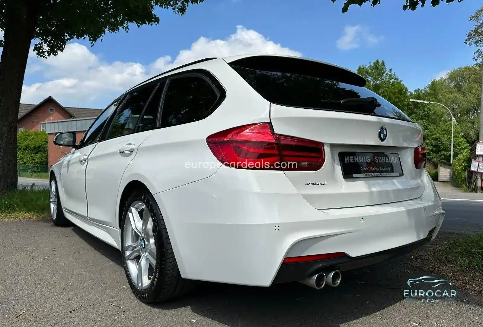 BMW 320