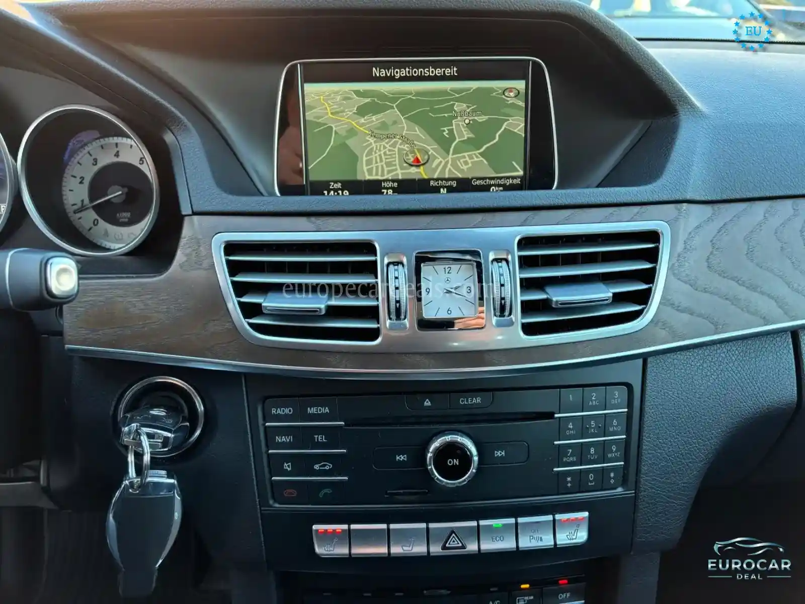 Mercedes-Benz E 200