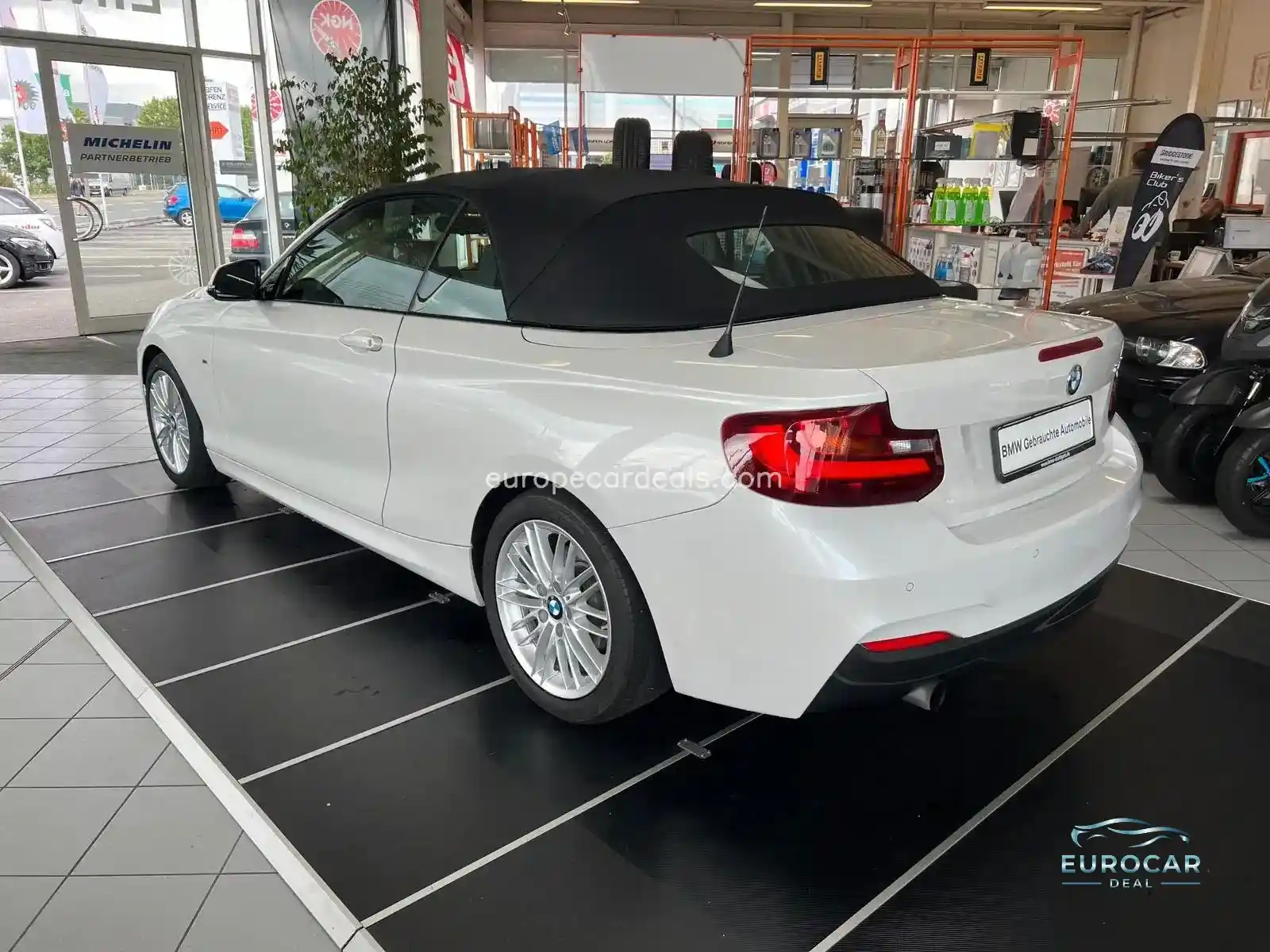 BMW 218