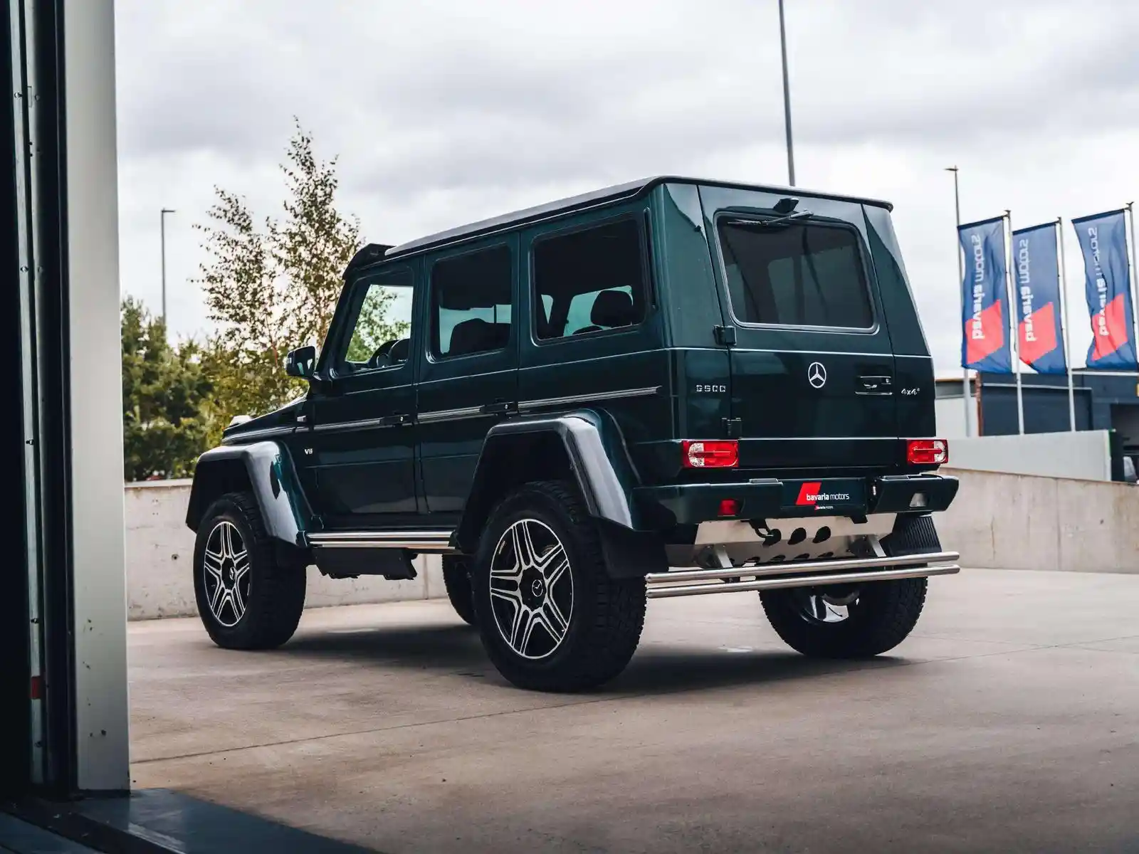 Mercedes-Benz G 500
