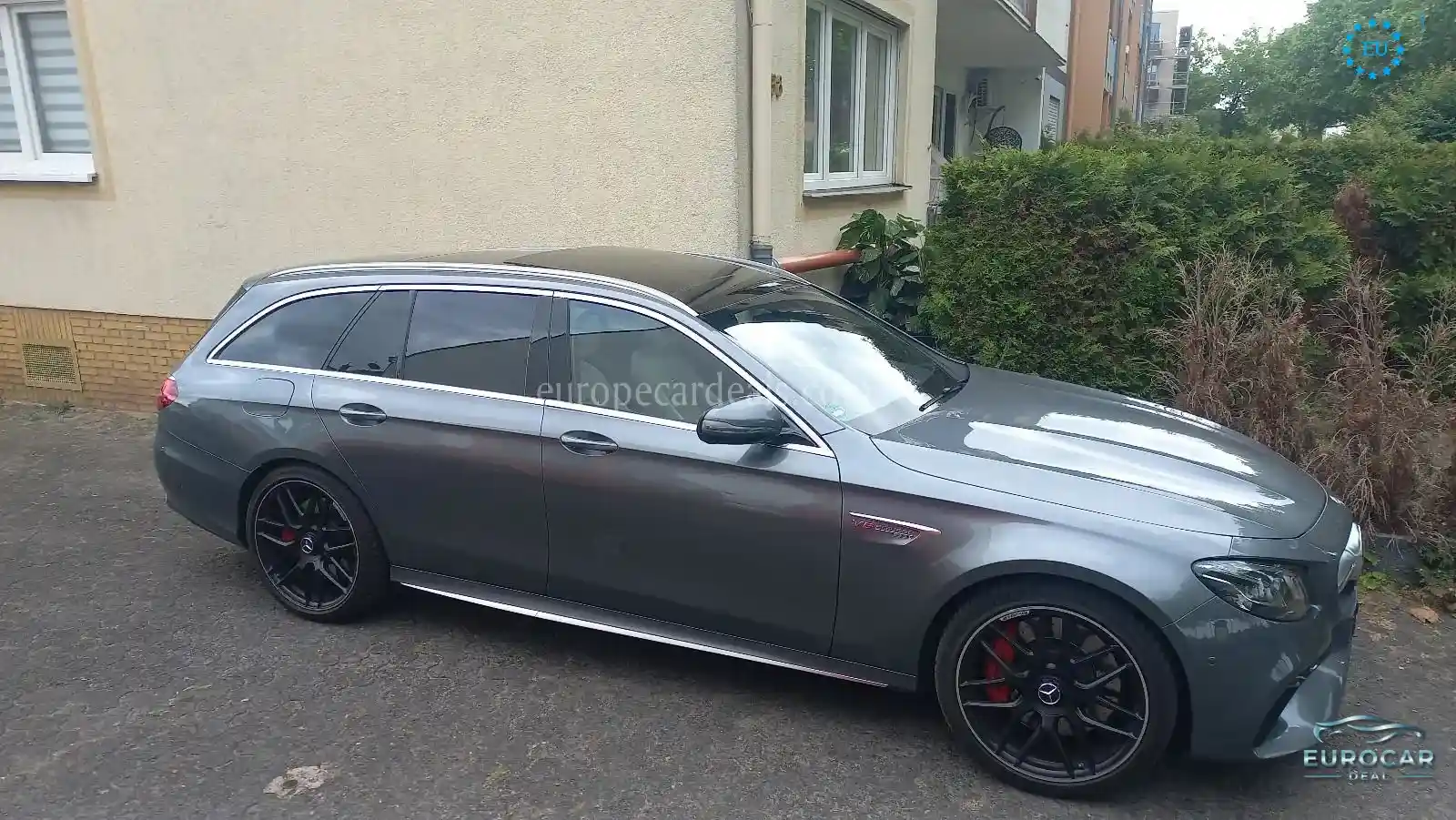 Mercedes-Benz E 63 AMG