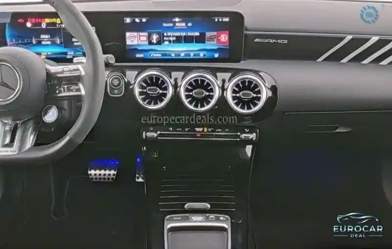 Mercedes-Benz A 35 AMG