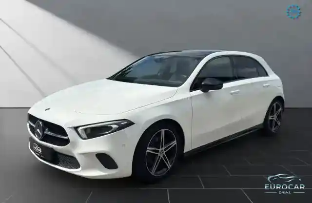 Mercedes-Benz A 220