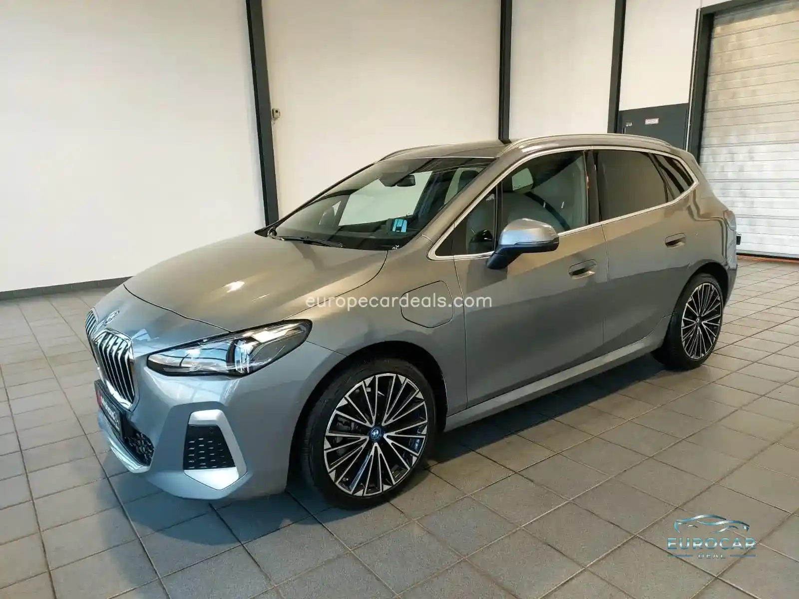 BMW 225